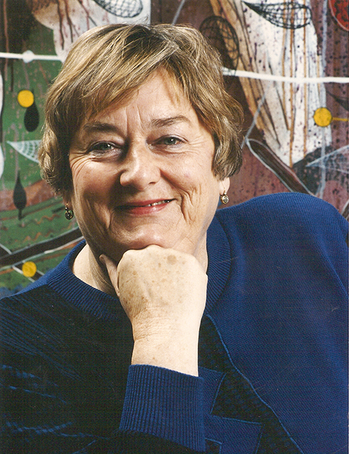 Mavis Robertson AM